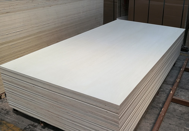 Bleached Poplar plywood